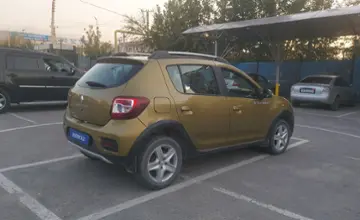 Renault Sandero 2017 года за 4 000 000 тг. в Алматы фото 3