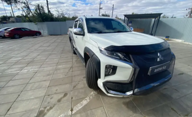Mitsubishi L200 2022 года за 15 300 000 тг. в Уральск фото 3