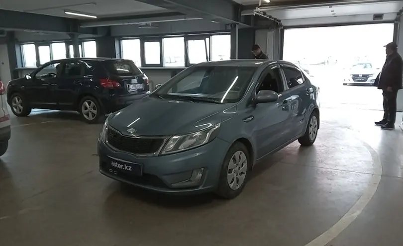 Kia Rio 2013 года за 400 000 тг. в Астана