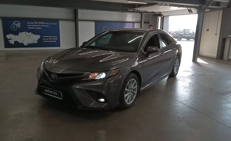Toyota Camry 2018 года за 12 000 000 тг. в Астана
