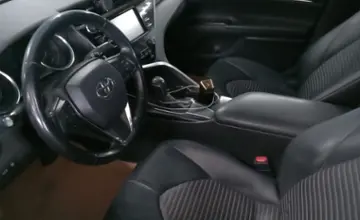 Toyota Camry 2018 года за 12 000 000 тг. в Астана фото 5