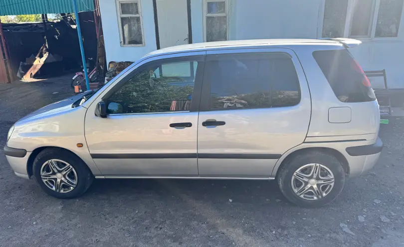 Toyota Raum 1997 года за 3 200 000 тг. в Алматы