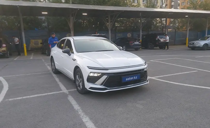 Hyundai Sonata 2024 года за 14 000 000 тг. в Алматы фото 2