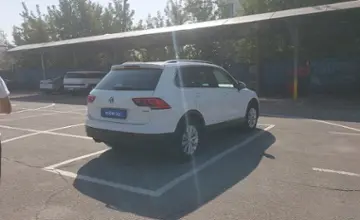 Volkswagen Tiguan 2018 года за 10 500 000 тг. в Алматы фото 3