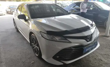 Toyota Camry 2020 года за 14 500 000 тг. в Алматы фото 3