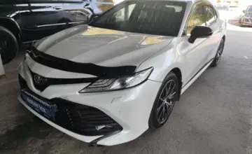 Toyota Camry 2020 года за 14 500 000 тг. в Алматы фото 1