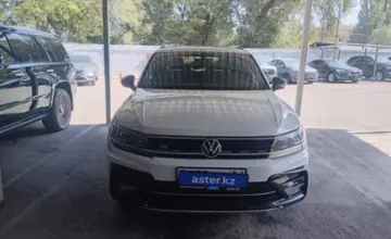 Volkswagen Tiguan 2020 года за 11 000 000 тг. в Алматы фото 2