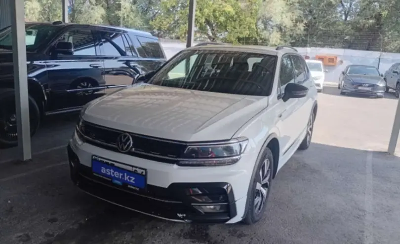 Volkswagen Tiguan 2020 года за 11 000 000 тг. в Алматы
