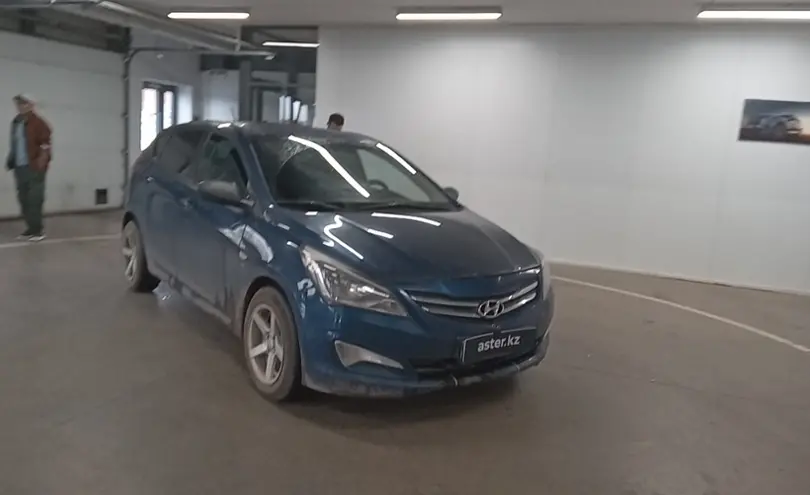 Hyundai Solaris 2015 года за 5 000 000 тг. в Астана фото 2