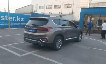 Hyundai Santa Fe 2019 года за 12 000 000 тг. в Алматы фото 3
