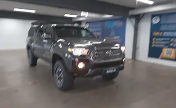 Toyota Tacoma 2017 года за 21 000 000 тг. в Астана фото 2