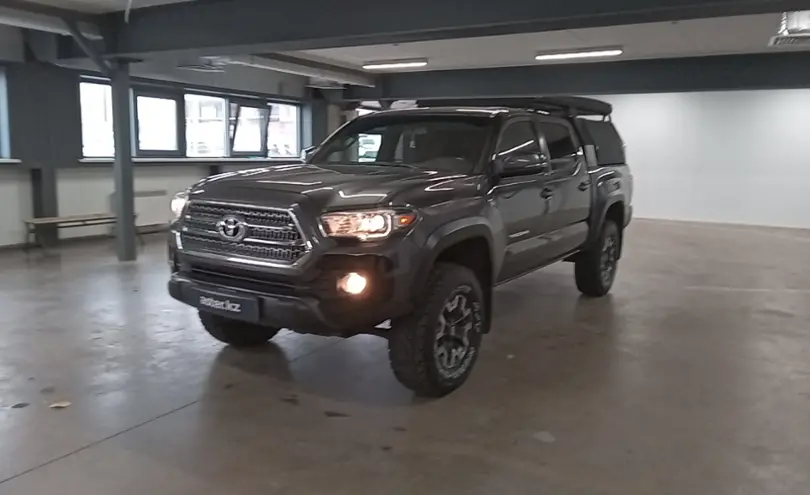 Toyota Tacoma 2017 года за 21 000 000 тг. в Астана