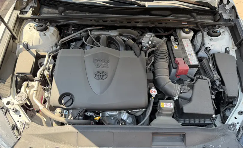 Toyota Camry 2023 года за 19 000 000 тг. в Алматы