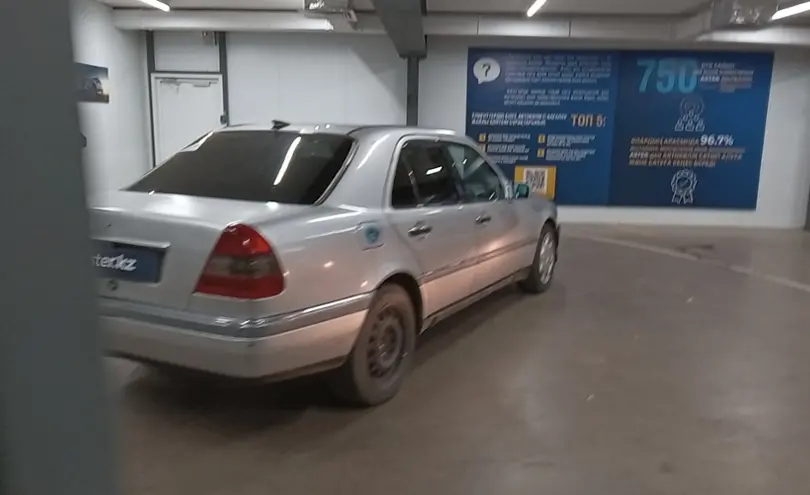 Mercedes-Benz C-Класс 1994 года за 1 300 000 тг. в Астана фото 3