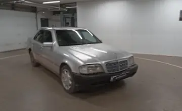 Mercedes-Benz C-Класс 1994 года за 1 300 000 тг. в Астана фото 2