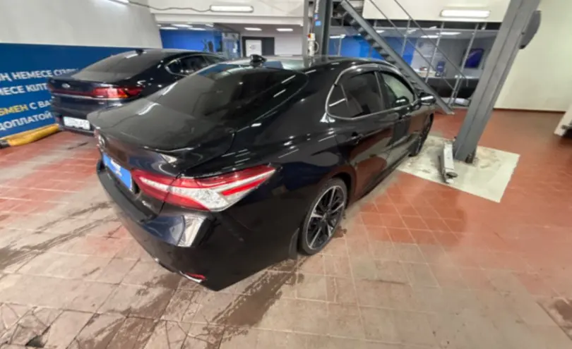 Toyota Camry 2020 года за 13 500 000 тг. в Астана фото 5