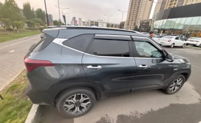 Kia Seltos 2022 года за 11 500 000 тг. в Астана фото 4