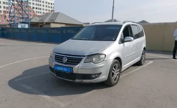 Volkswagen Touran 2007 года за 2 200 000 тг. в Шымкент фото 1