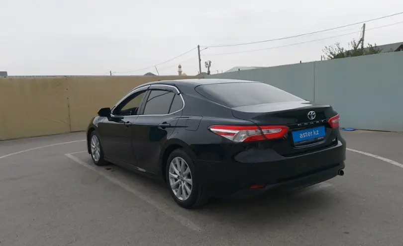 Toyota Camry 2017 года за 13 000 000 тг. в Шымкент фото 4