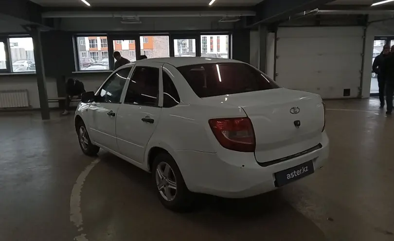 LADA (ВАЗ) Granta 2012 года за 2 500 000 тг. в Астана фото 4