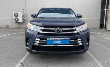 Toyota Highlander 2019 года за 16 500 000 тг. в Тараз фото 2