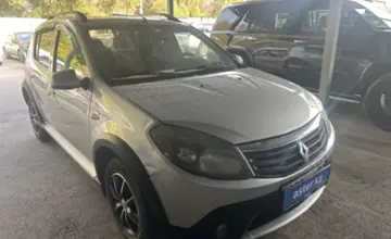 Renault Sandero 2013 года за 3 500 000 тг. в Алматы фото 3