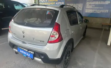 Renault Sandero 2013 года за 3 500 000 тг. в Алматы