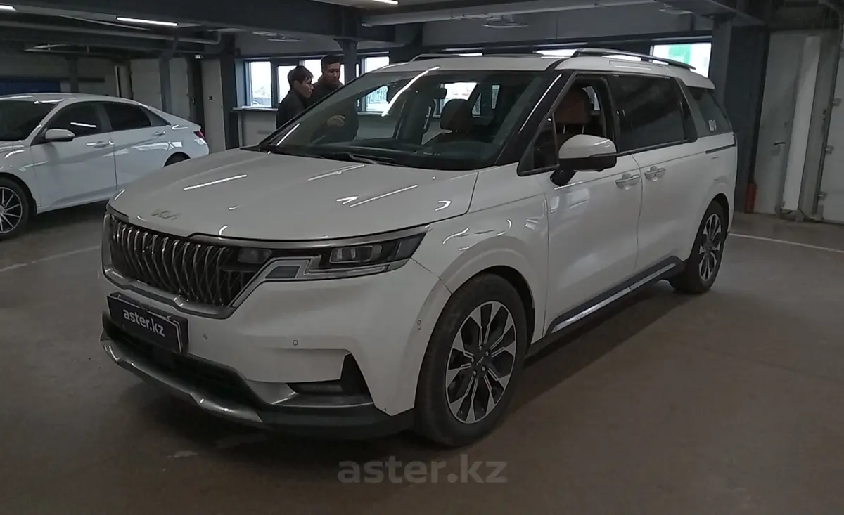 Kia Carnival 2021 года за 19 000 000 тг. в Астана