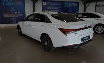 Hyundai Elantra 2021 года за 10 000 000 тг. в Астана фото 4