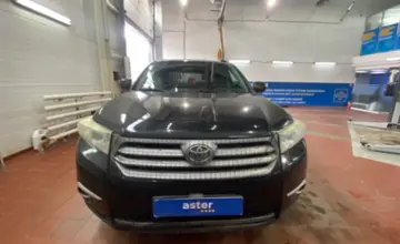 Toyota Highlander 2011 года за 11 200 000 тг. в Астана фото 2