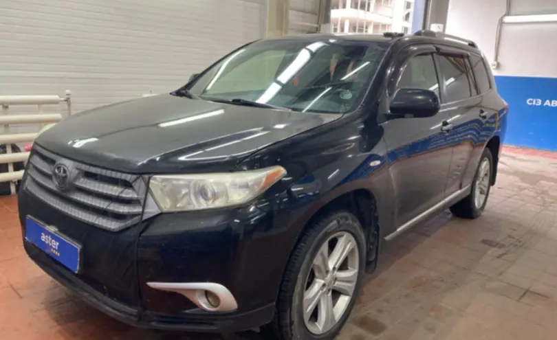 Toyota Highlander 2011 года за 11 200 000 тг. в Астана