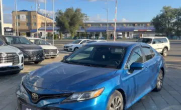 Toyota Camry 2018 года за 9 500 000 тг. в Уральск фото 1