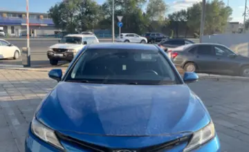 Toyota Camry 2018 года за 9 500 000 тг. в Уральск фото 2