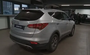 Hyundai Santa Fe 2016 года за 9 000 000 тг. в Астана фото 3