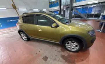Renault Sandero 2015 года за 3 500 000 тг. в Астана фото 4