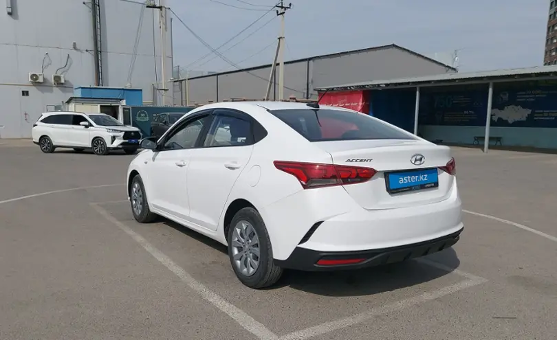 Hyundai Accent 2021 года за 7 300 000 тг. в Шымкент фото 4