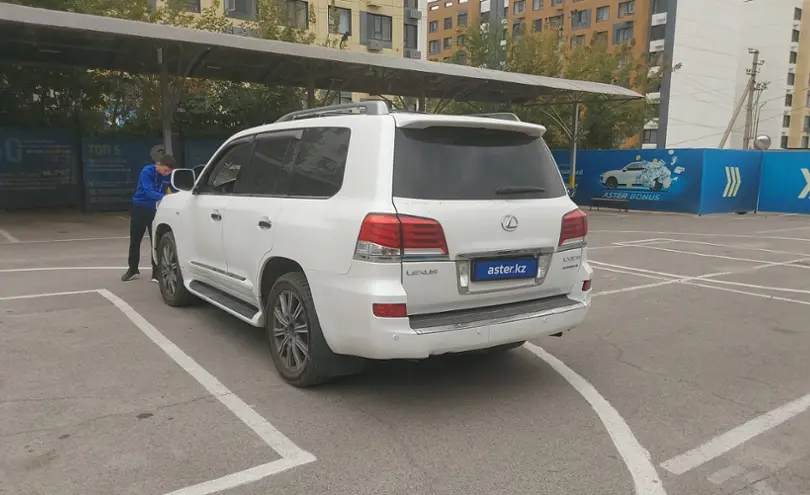 Lexus LX 2011 года за 18 000 000 тг. в Алматы фото 4