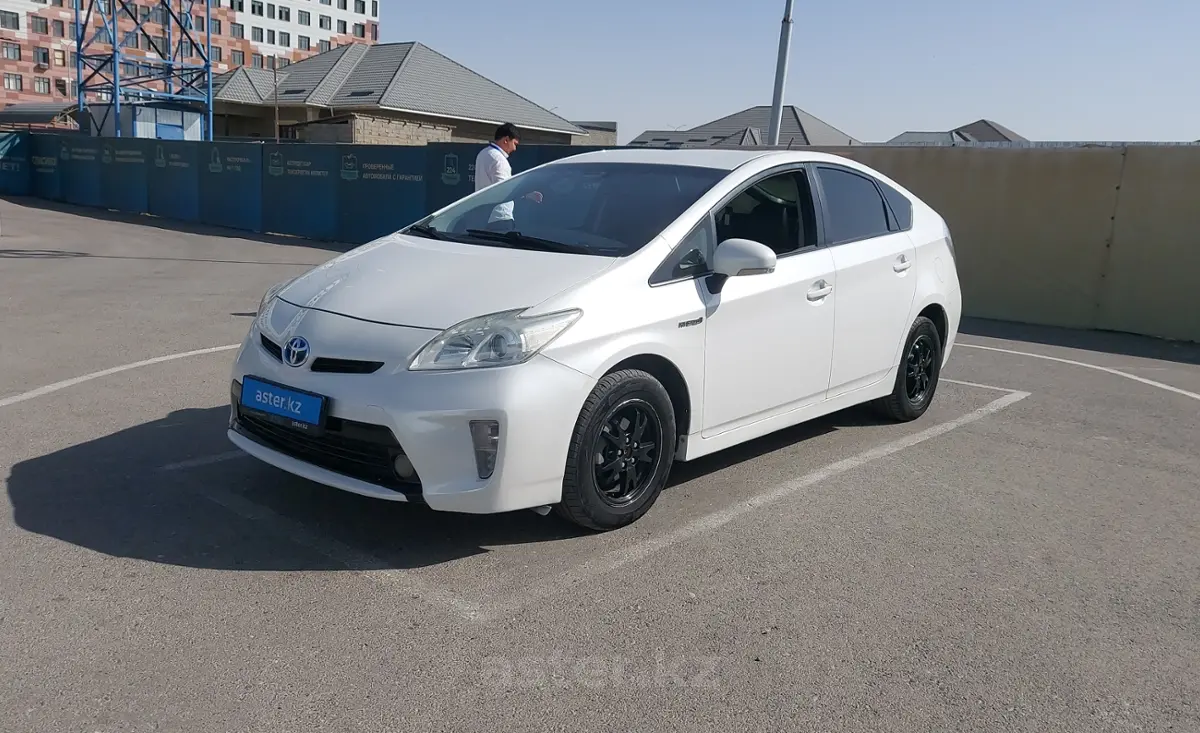 Toyota Prius 2013 года за 6 500 000 тг. в Шымкент