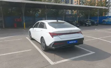 Hyundai Elantra 2024 года за 11 000 000 тг. в Алматы фото 4