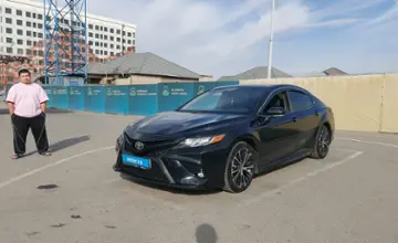 Toyota Camry 2018 года за 11 500 000 тг. в Шымкент фото 1