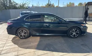 Toyota Camry 2020 года за 10 000 000 тг. в Уральск фото 4