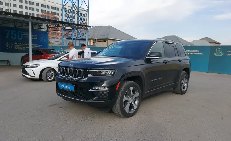 Jeep Grand Cherokee 2024 года за 25 000 000 тг. в Шымкент