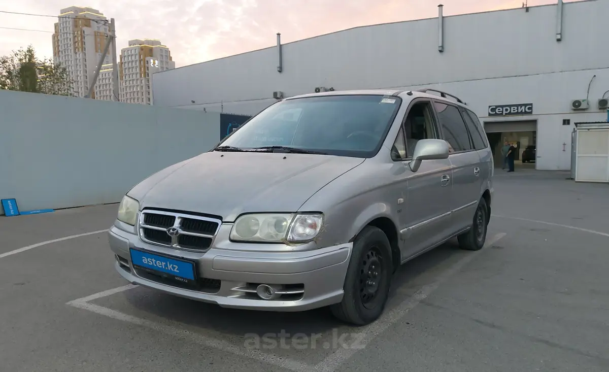 Hyundai Trajet 2004 года за 3 500 000 тг. в Шымкент