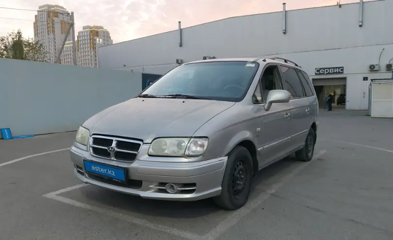 Hyundai Trajet 2004 года за 3 500 000 тг. в Шымкент