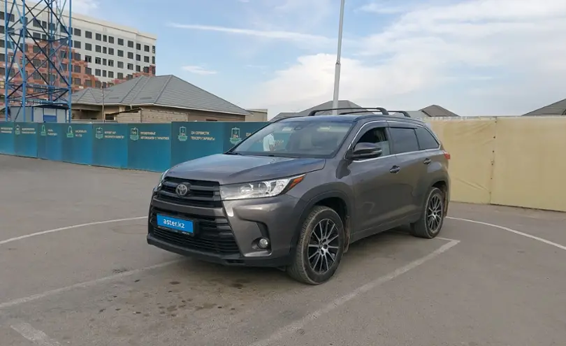 Toyota Highlander 2017 года за 17 000 000 тг. в Шымкент