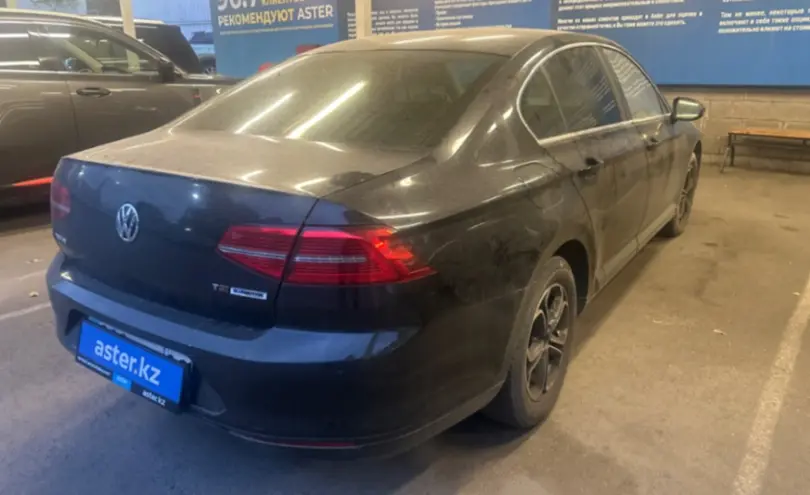 Volkswagen Passat 2015 года за 9 900 000 тг. в Алматы
