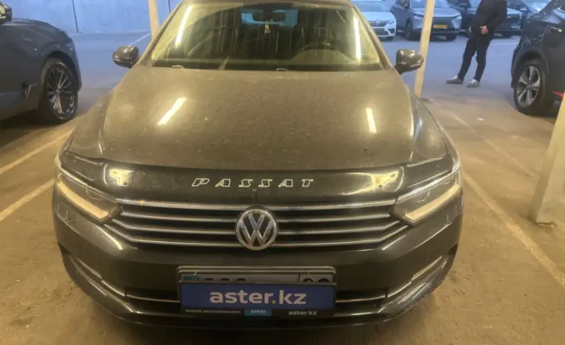 Volkswagen Passat 2015 года за 9 900 000 тг. в Алматы фото 2