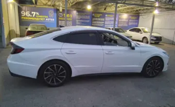 Hyundai Sonata 2020 года за 12 000 000 тг. в Тараз фото 4