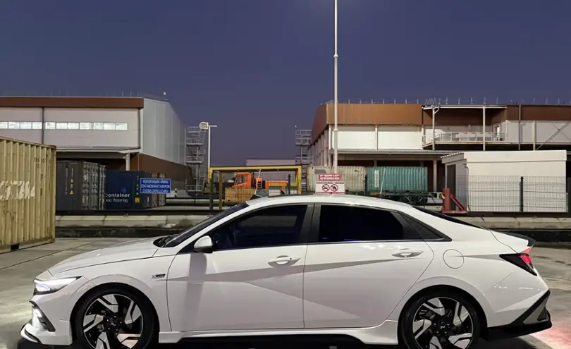 Hyundai Elantra 2024 года за 9 700 000 тг. в Караганда