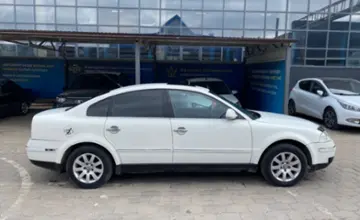 Volkswagen Passat 2004 года за 2 000 000 тг. в Караганда фото 4